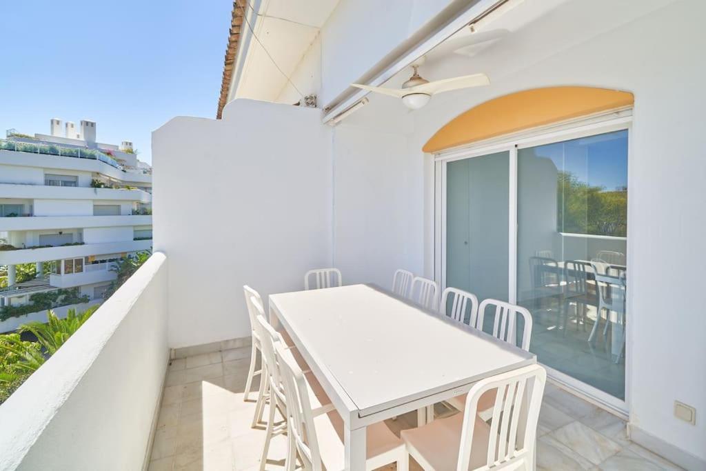 Superbe Appartement Avec Jaccuzi Marbella Luaran gambar